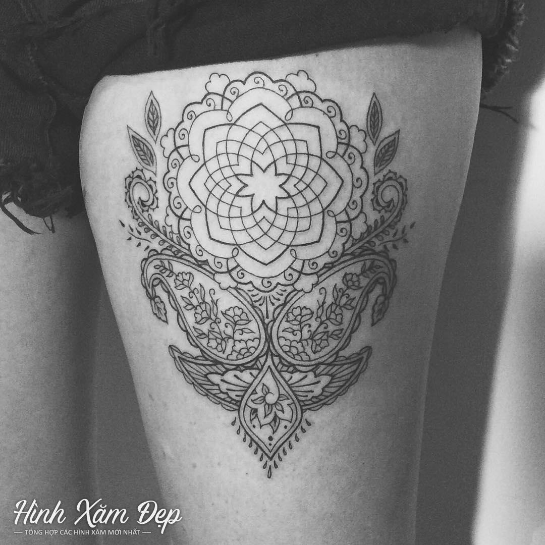 Hình hoa văn maori bắp đùi