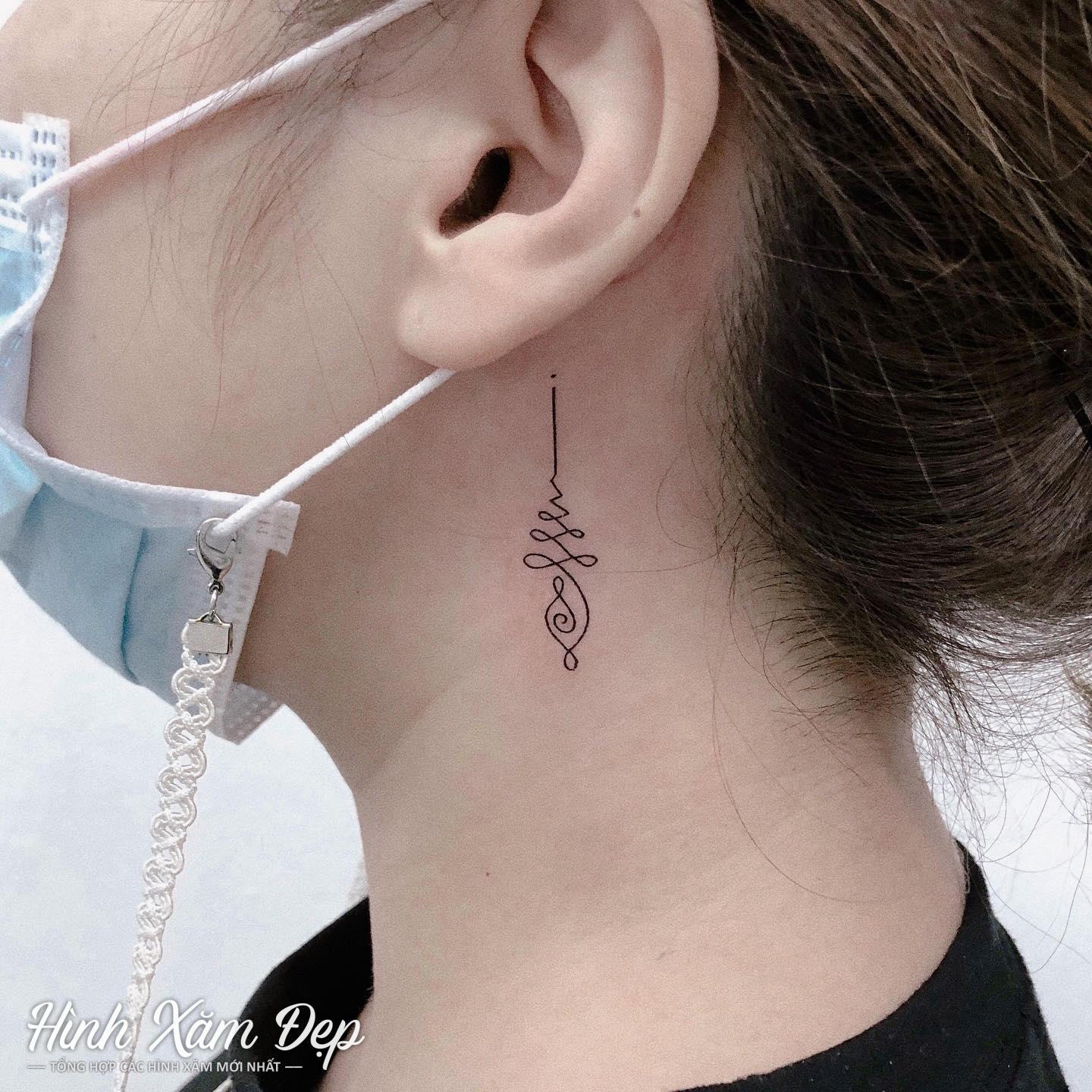 Hình xăm bùa 1 cột cổ