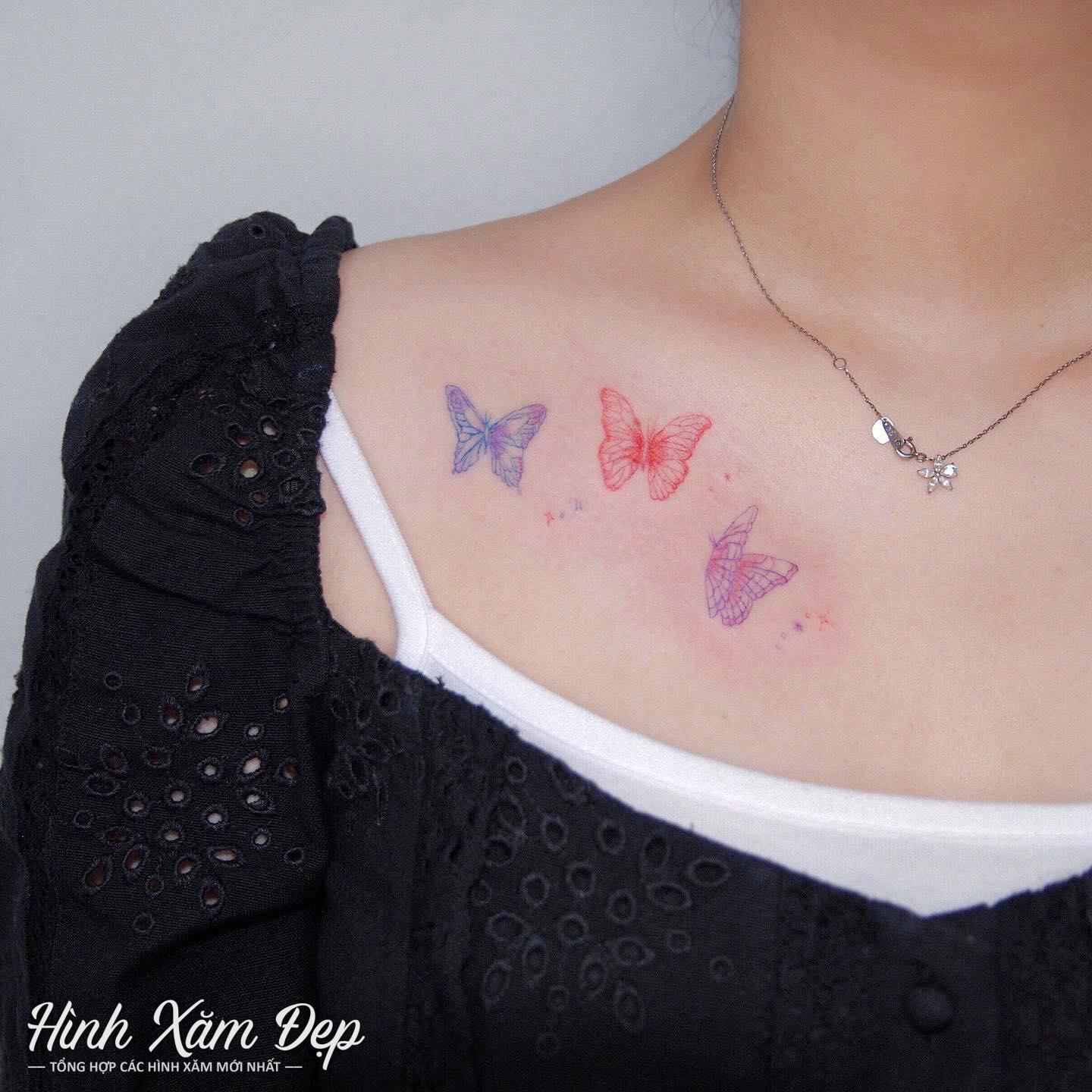 Hình xăm bướm ở trước ngực cho nữ