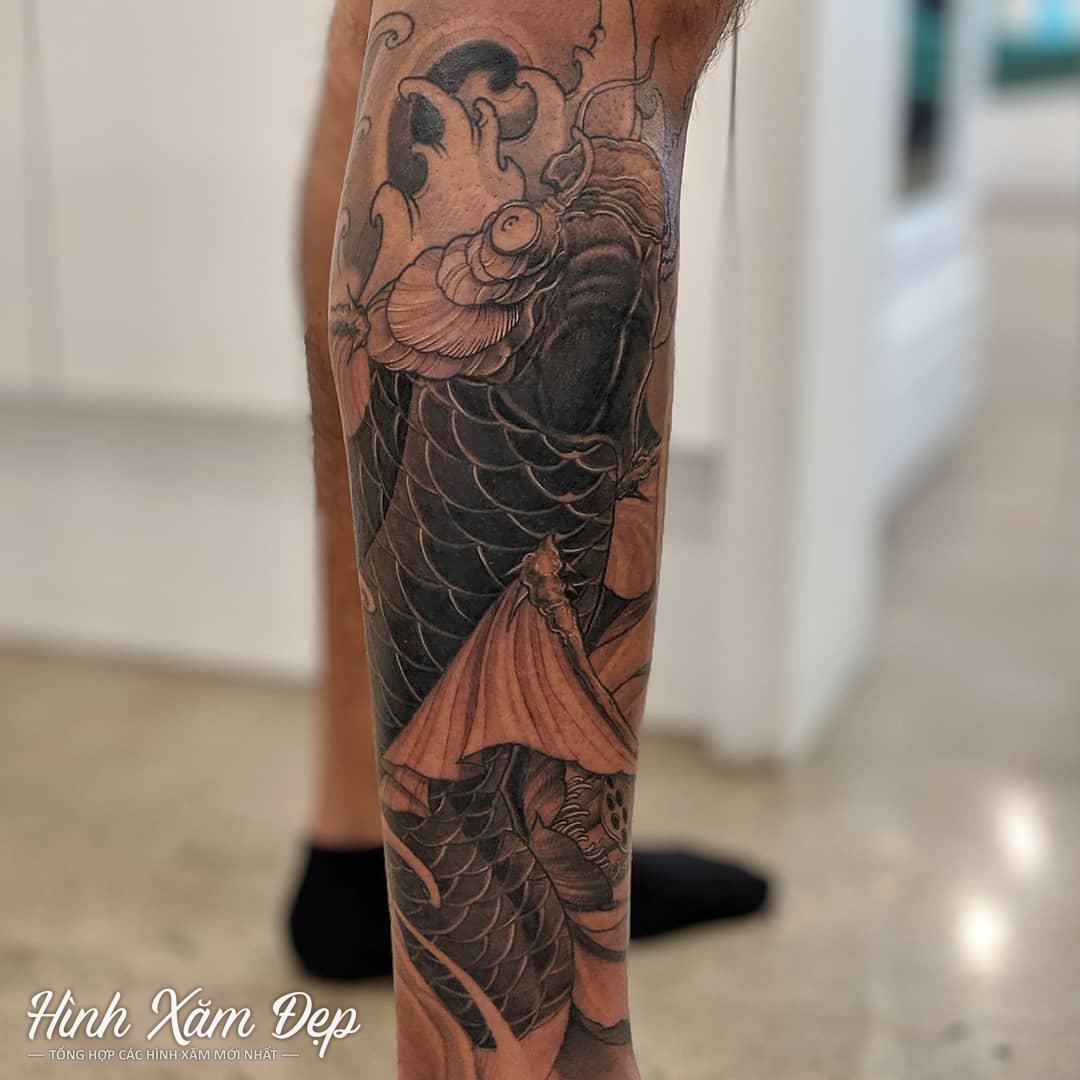 Hình xăm cá chép bắp chân