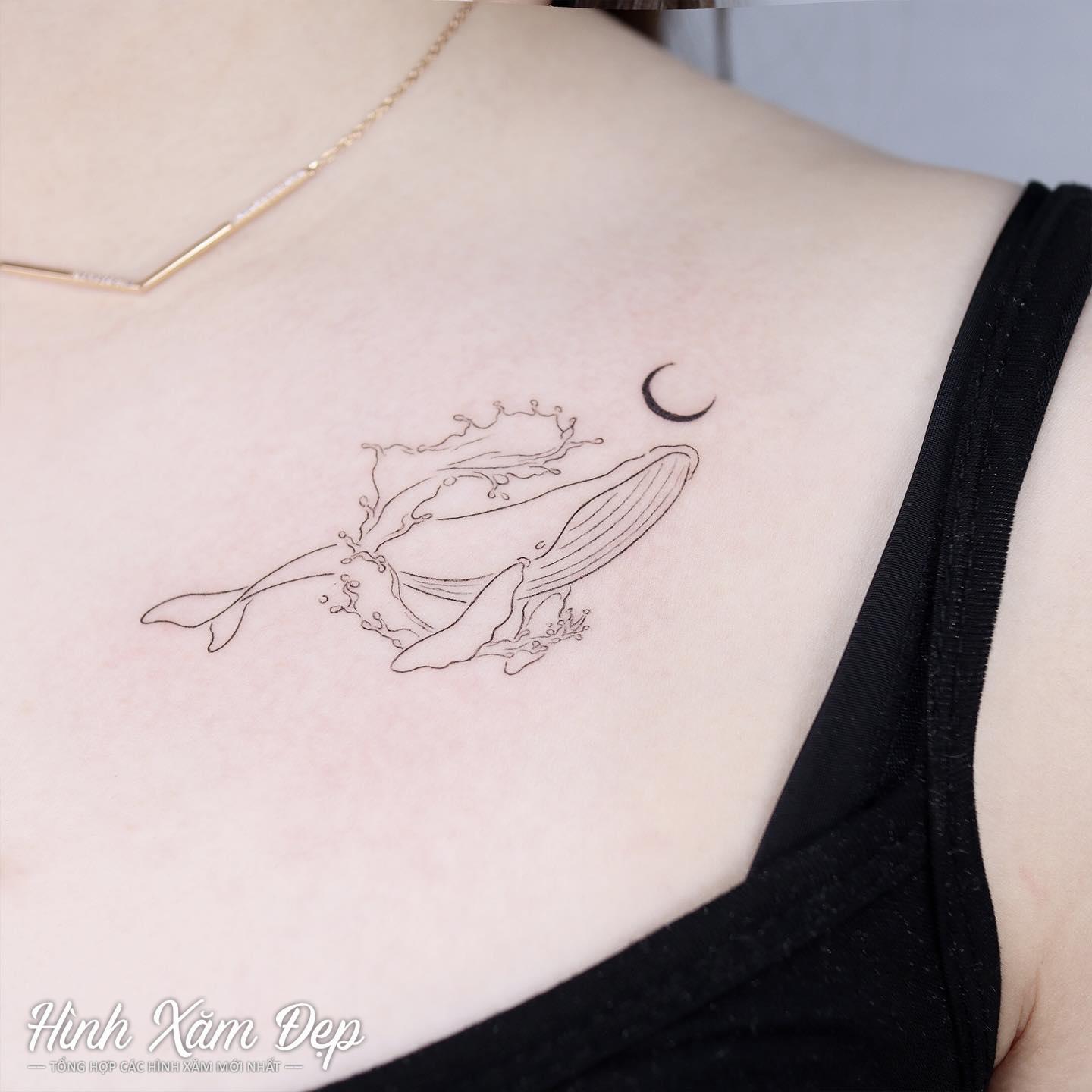 Hình xăm cá voi mini ngực