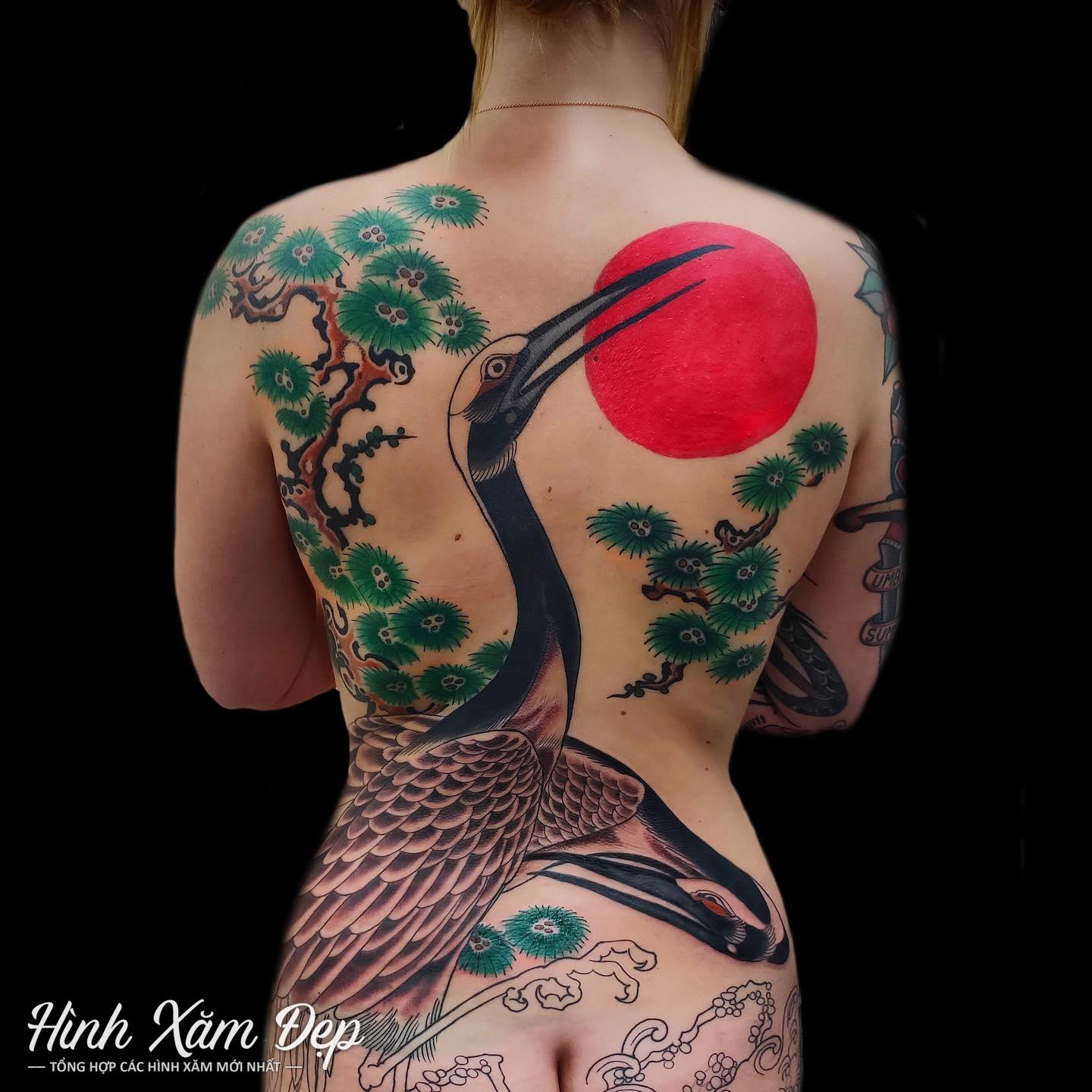 Hình xăm cho nữ full lưng