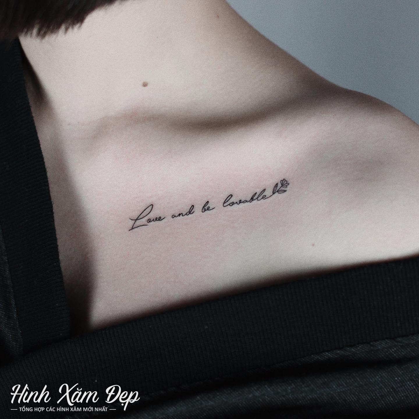 Hình xăm chữ ngực