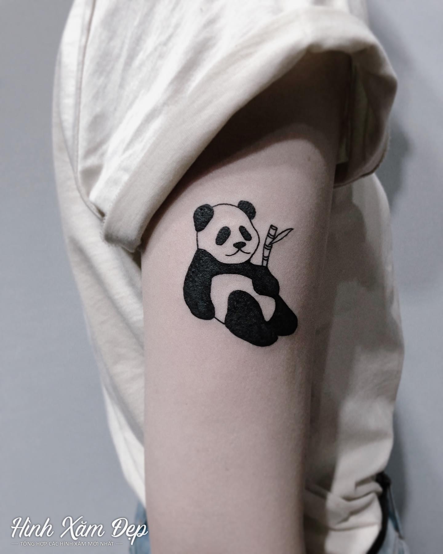 Hình xăm gấu trúc bắp tay cute