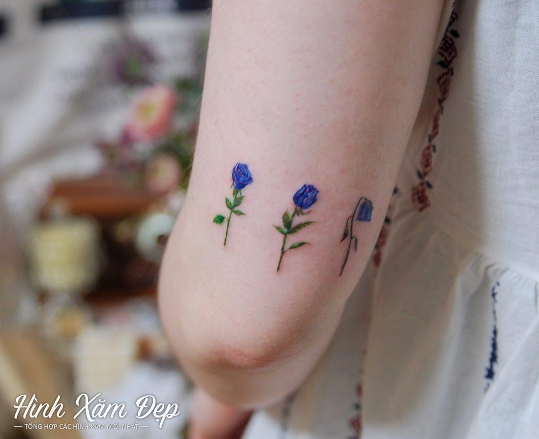 Hình xăm hoa bắp tay sau