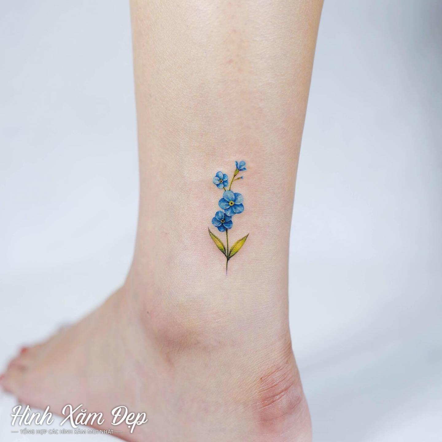Hình xăm hoa mini cổ chân (2)