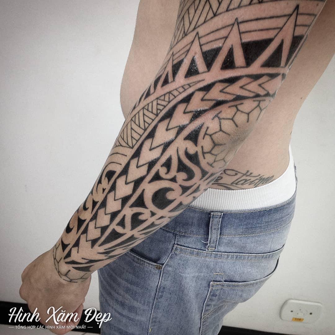 Hình xăm họa tiết maori full tay (2)