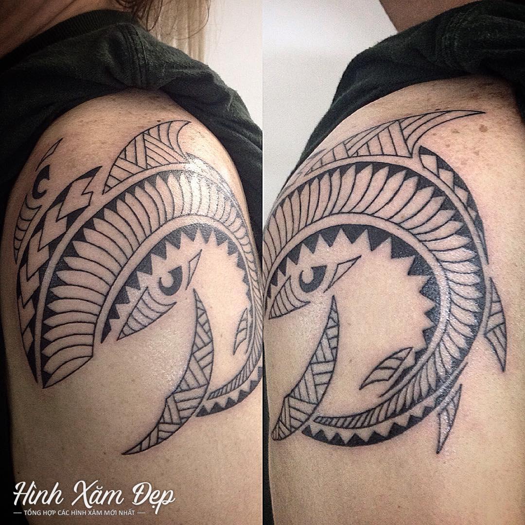Hình xăm hoa văn maori bắp tay