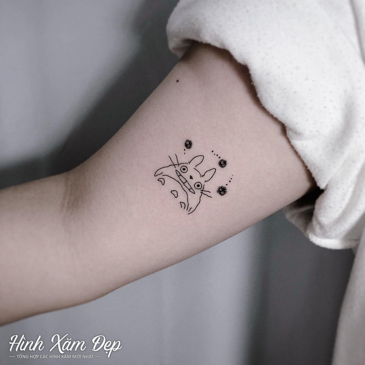 Hình xăm hoạt hình mini bắp tay