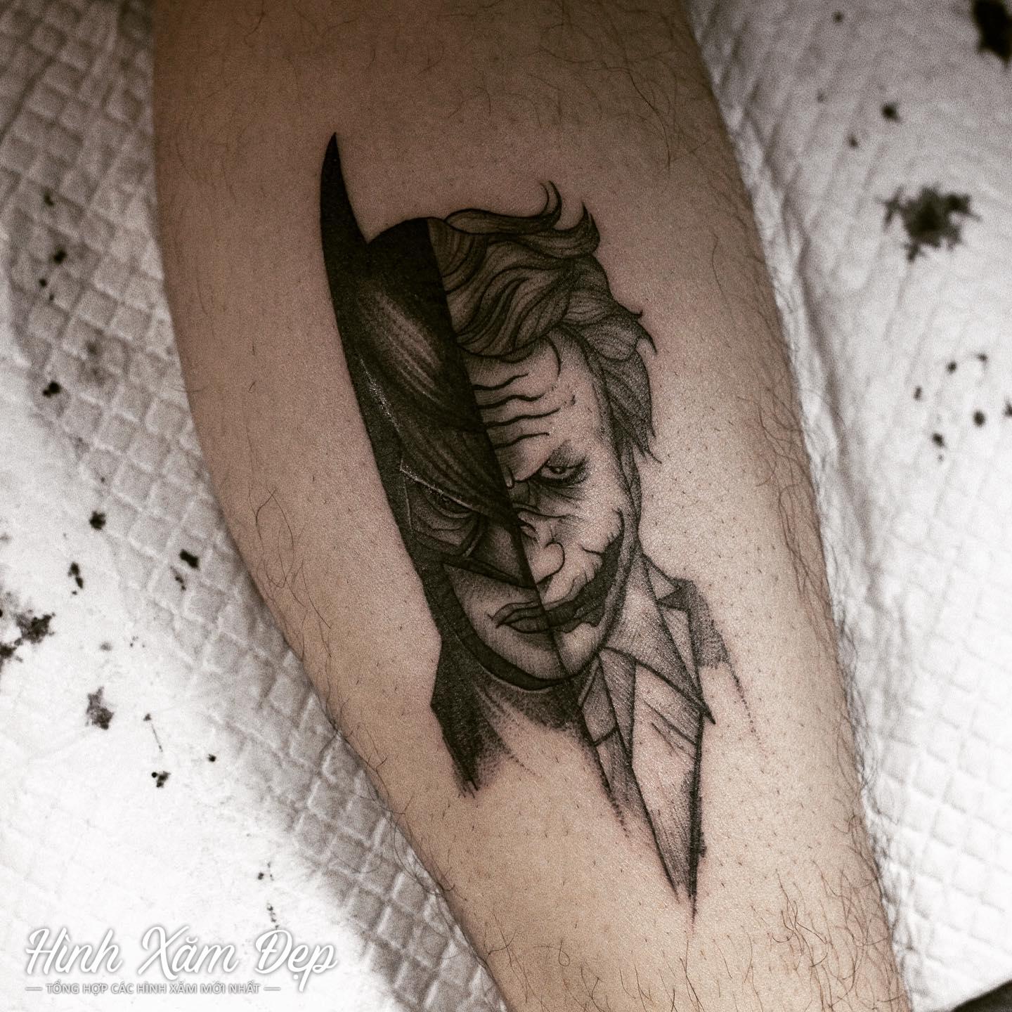 Hình xăm joker cánh tay