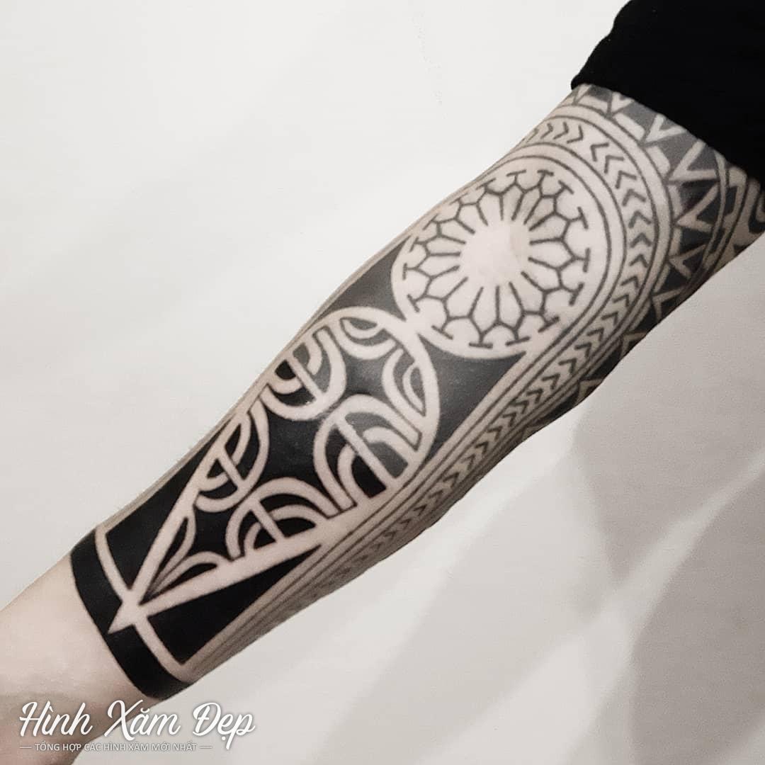 Hình xăm maori full tay (2)