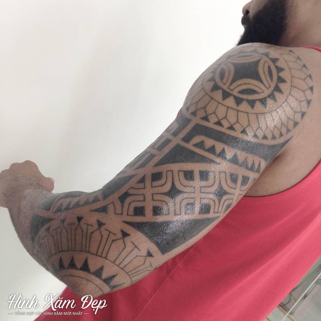 Hình xăm maori full tay (2)