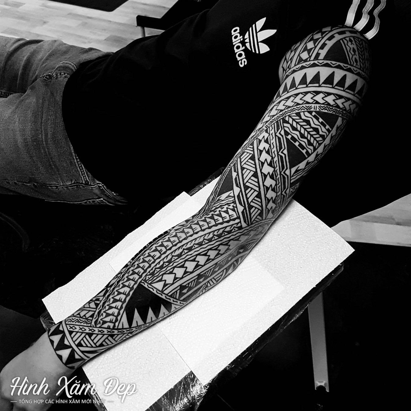 Hình xăm maori full tay