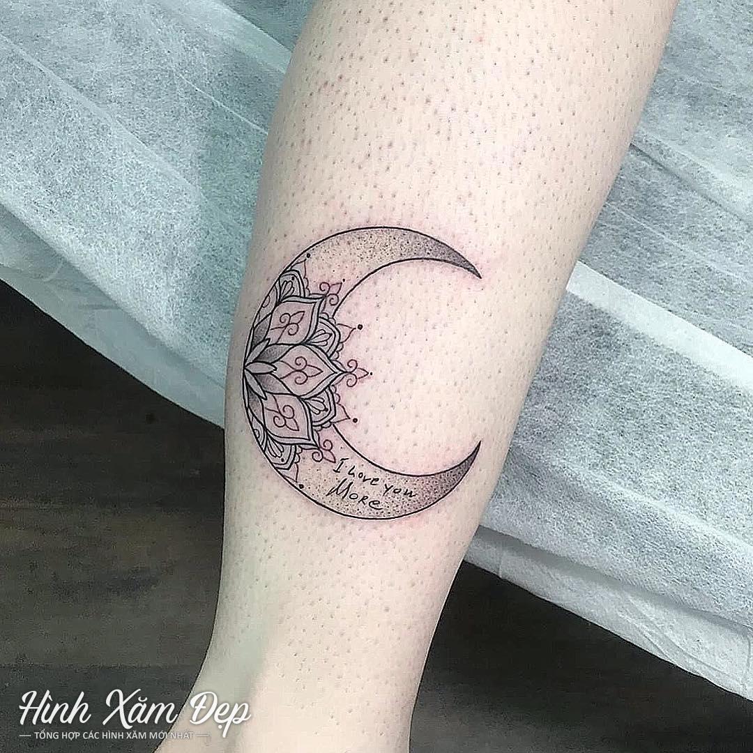 Hình xăm mặt trăng cánh tay