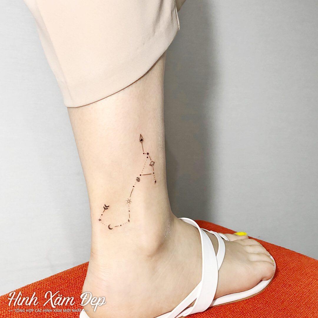 Hình xăm mỏng mini cổ chân cho nữ
