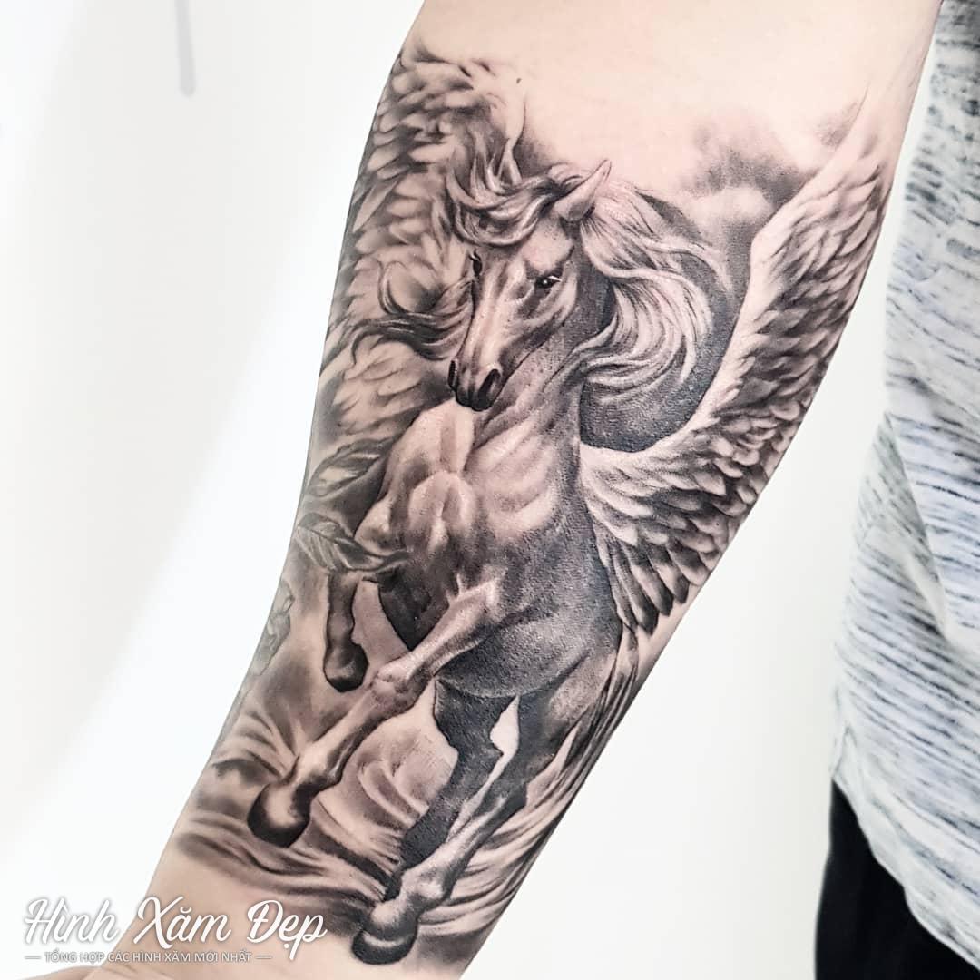 Hình xăm ngựa vằn cánh tay