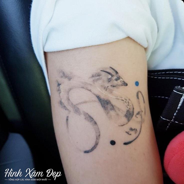 Hình xăm rồng bắp tay