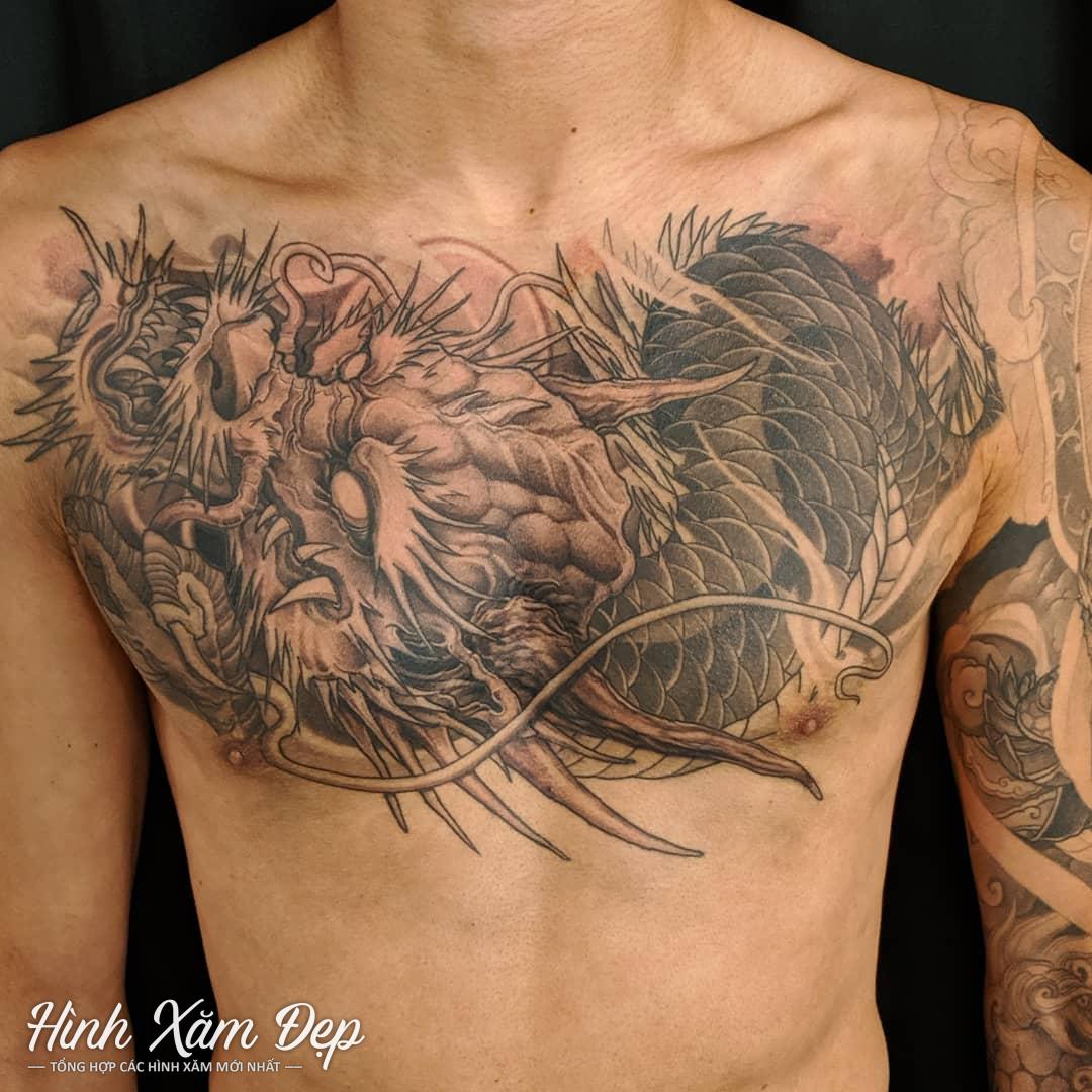 Hình xăm rồng thần trước ngực