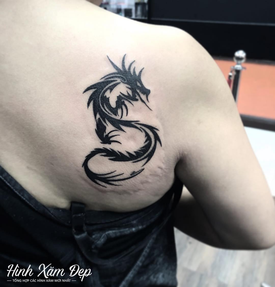 Hình xăm rồng vai sau