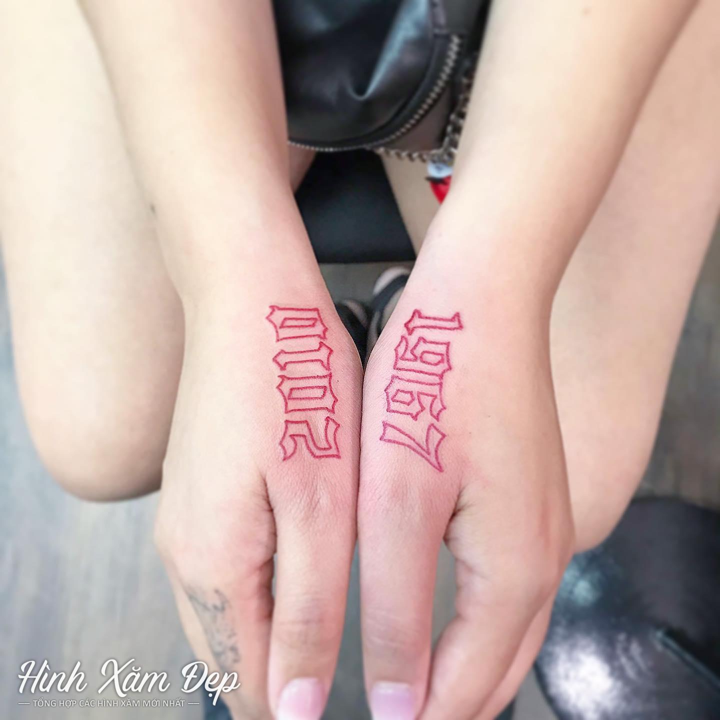 Hình xăm số mu bàn tay